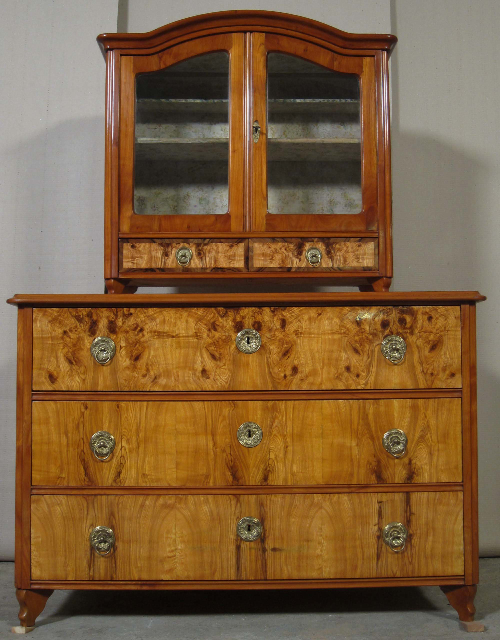 Elegante Aufsatz Vitrine 2 Elegante Aufsatz Vitrine