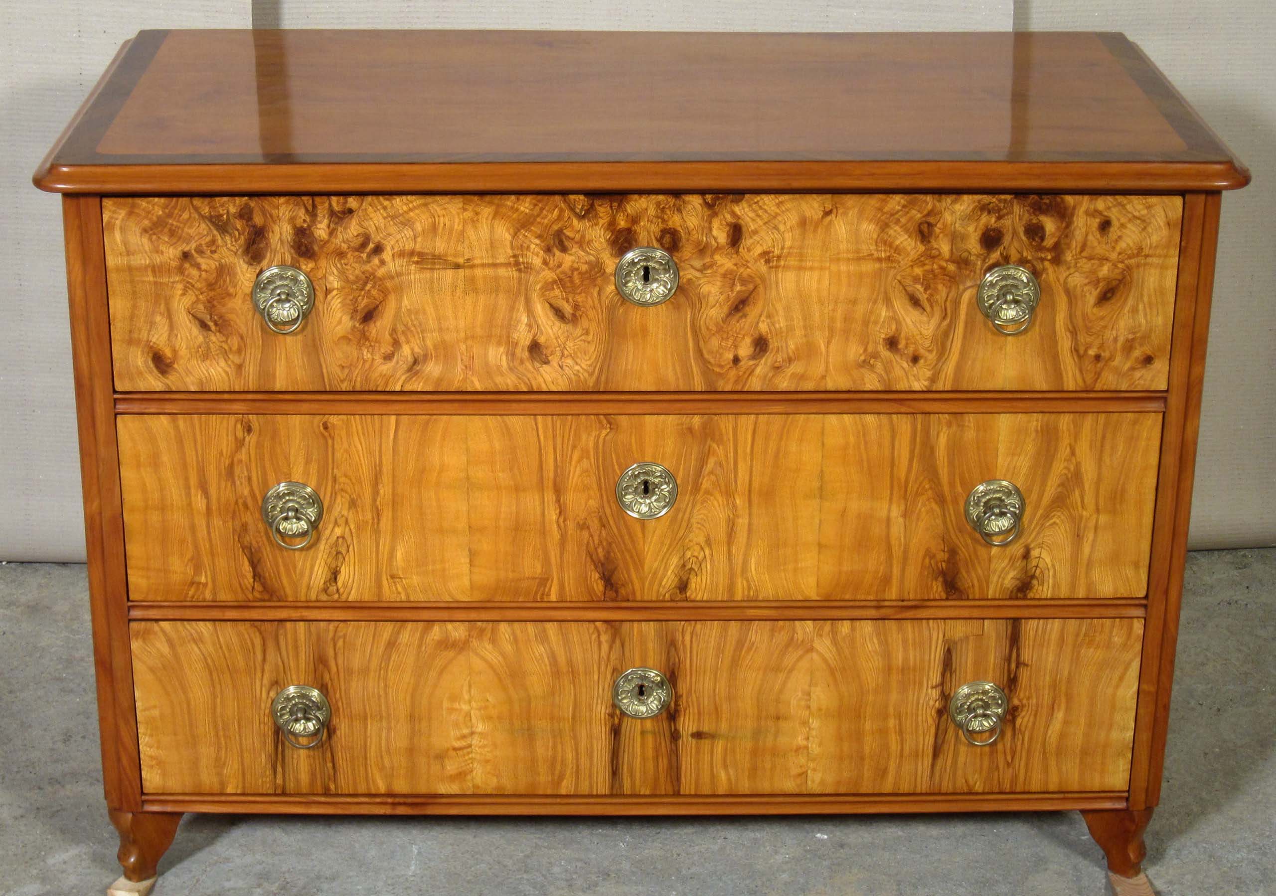 Elegante Aufsatz Vitrine 5 Elegante Aufsatz Vitrine