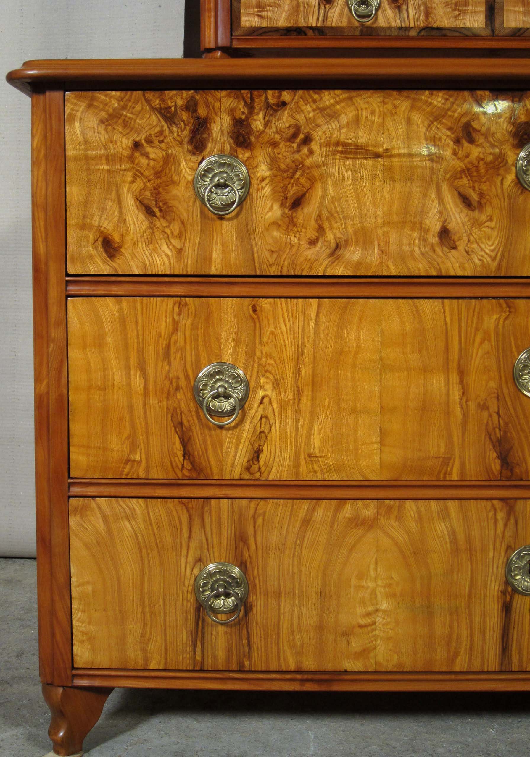 Elegante Aufsatz Vitrine 17 Elegante Aufsatz Vitrine