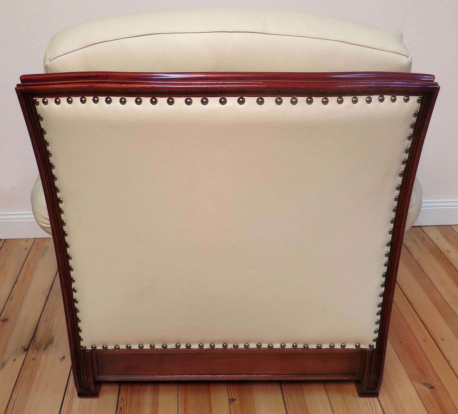 Restauriertes Sesselpaar aus Nussbaum 8 Restauriertes Sesselpaar aus Nussbaum