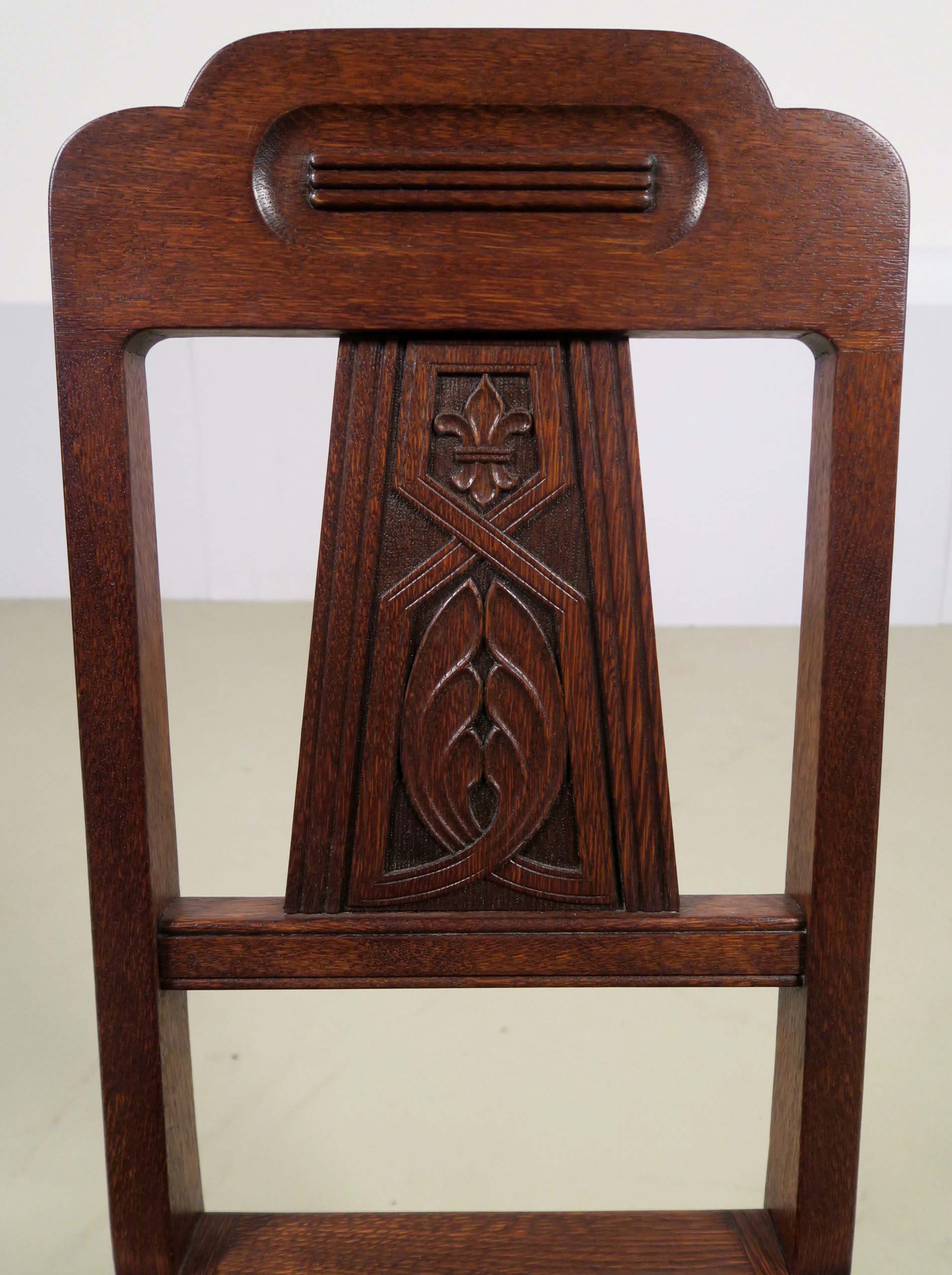 Zehn restaurierte Gründerzeit Stühle mit Lederbezug 6 Zehn restaurierte Gründerzeit Stühle mit Lederbezug