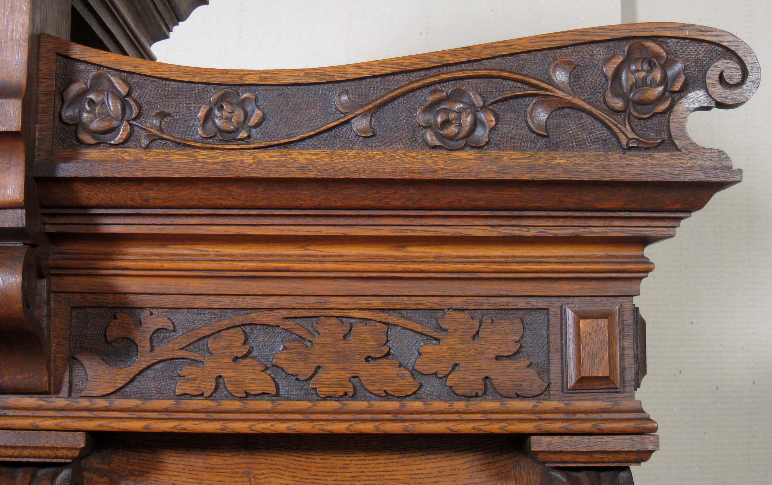 Komplett geschnitztes Gründerzeit Buffet 8 Komplett geschnitztes Gründerzeit Buffet