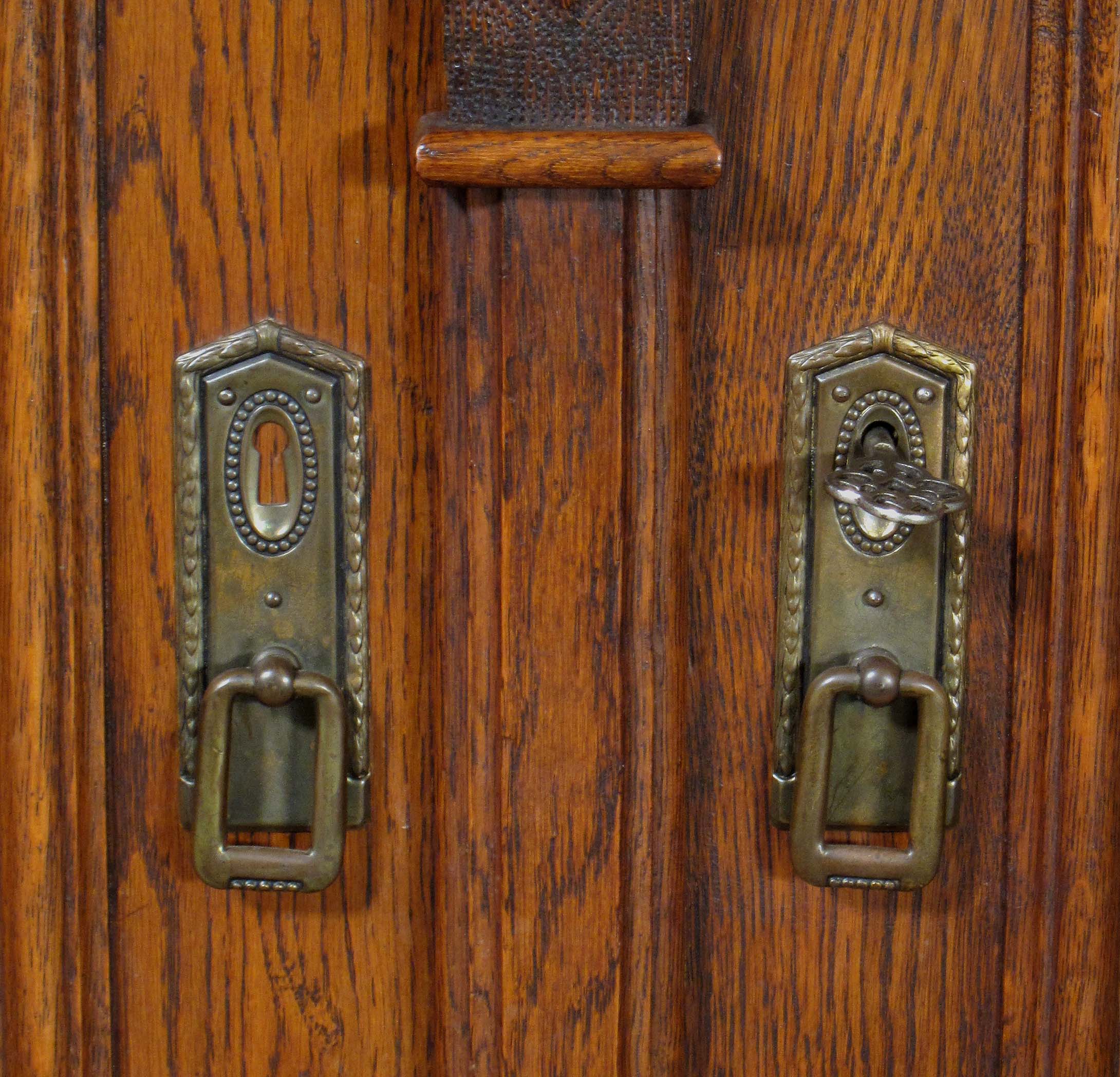 Komplett geschnitztes Gründerzeit Buffet 15 Komplett geschnitztes Gründerzeit Buffet