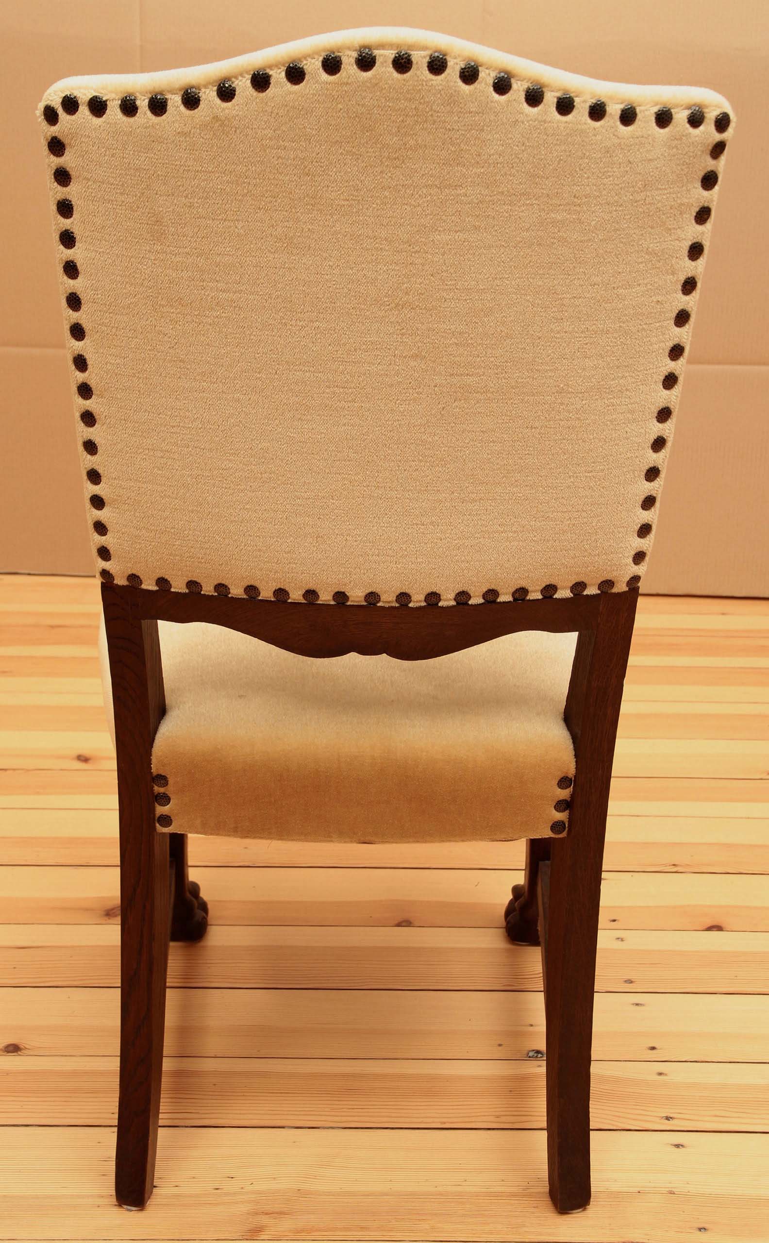 Drei gepolsterte Neorenaissance Stühle 5 Drei gepolsterte Neorenaissance Stühle