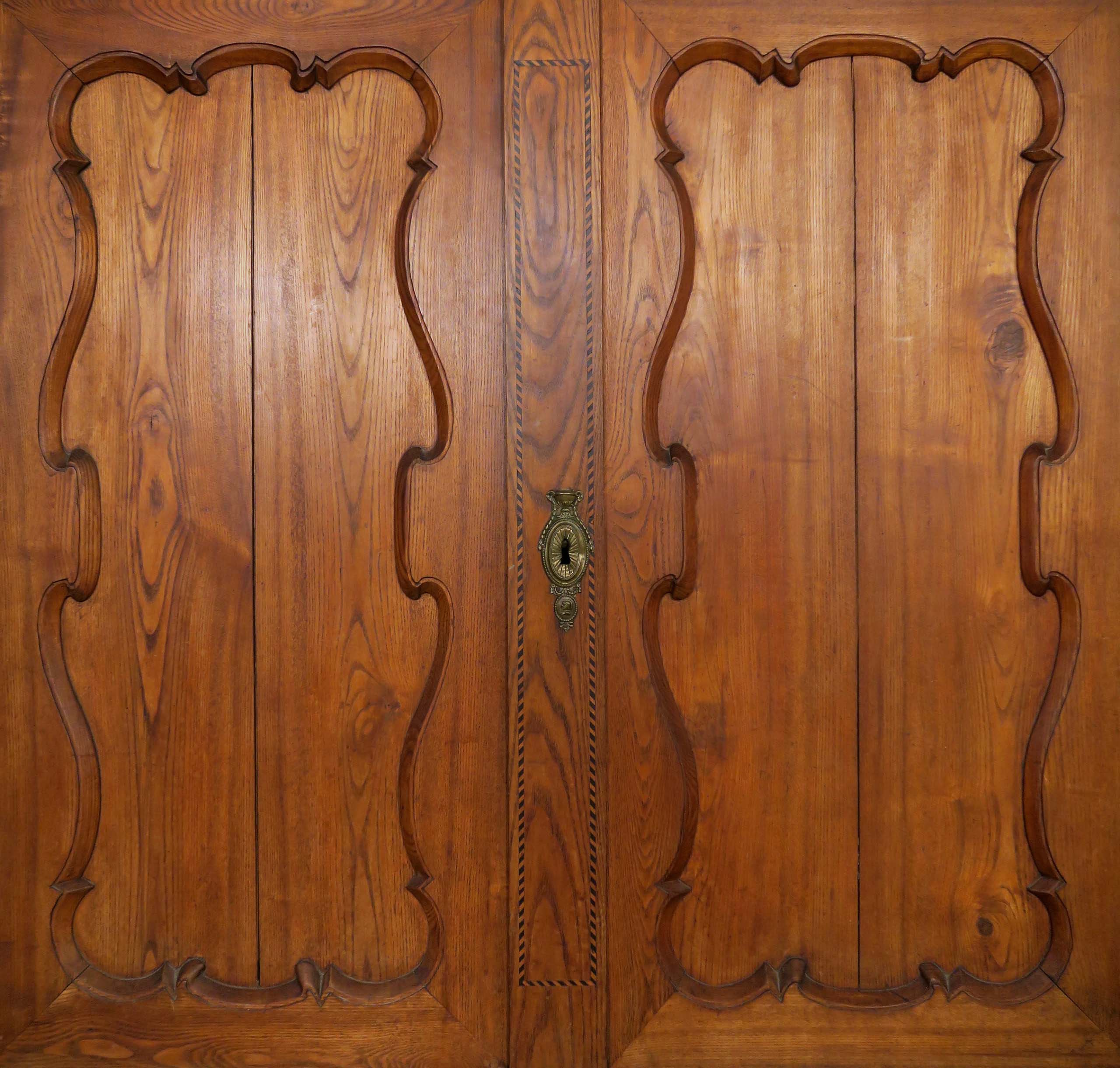 Braunschweiger Barockschrank aus Esche 6 Braunschweiger Barockschrank aus Esche