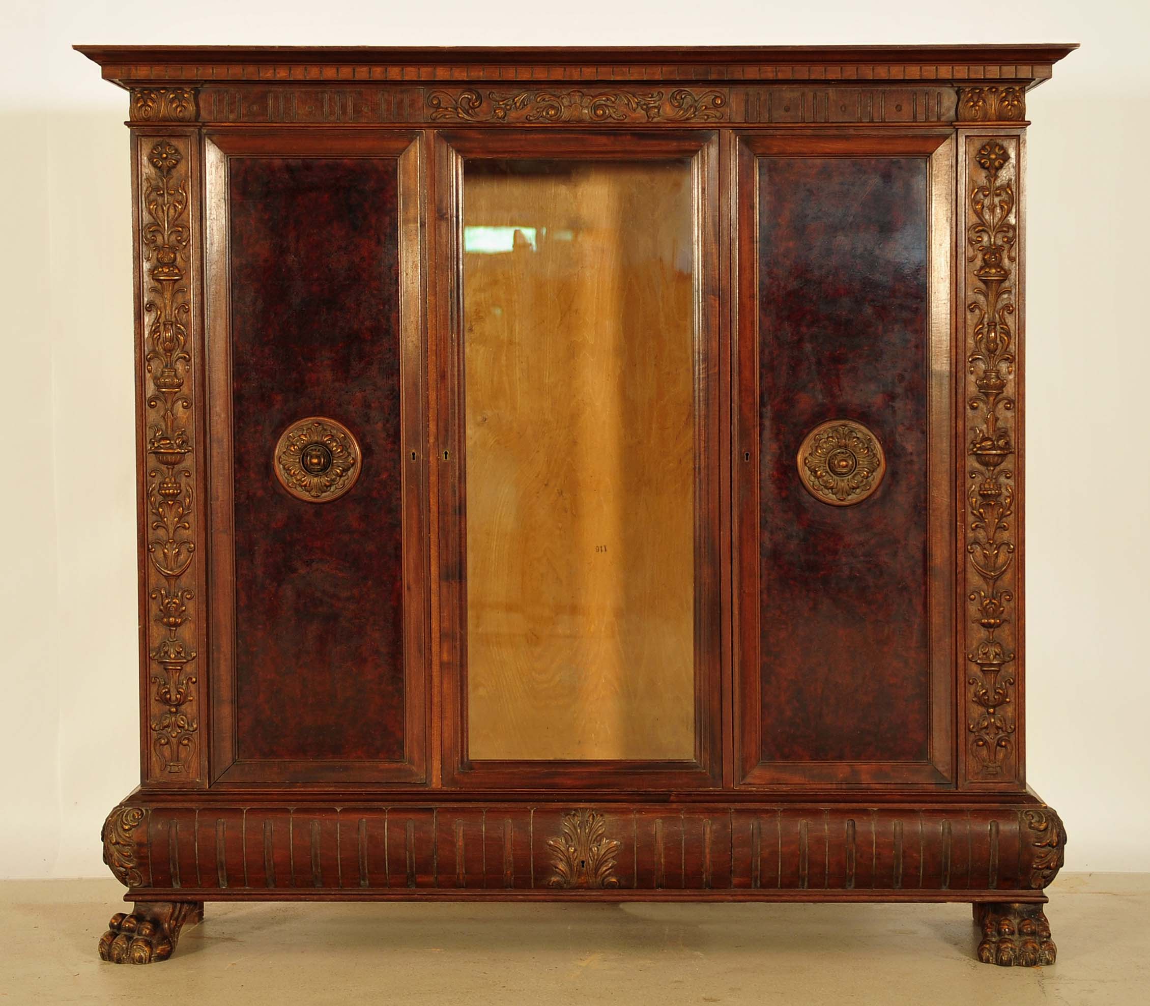 Kleiner Neoranaissance Bücherschrank 1