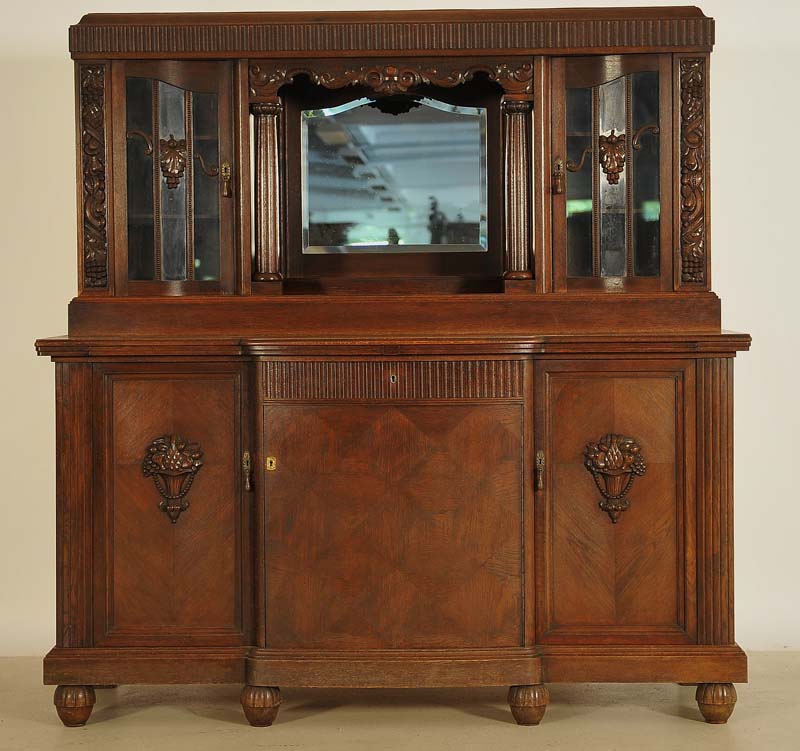 Eiche Buffet mit Vollsäulen 1 Eiche Buffet mit Vollsäulen