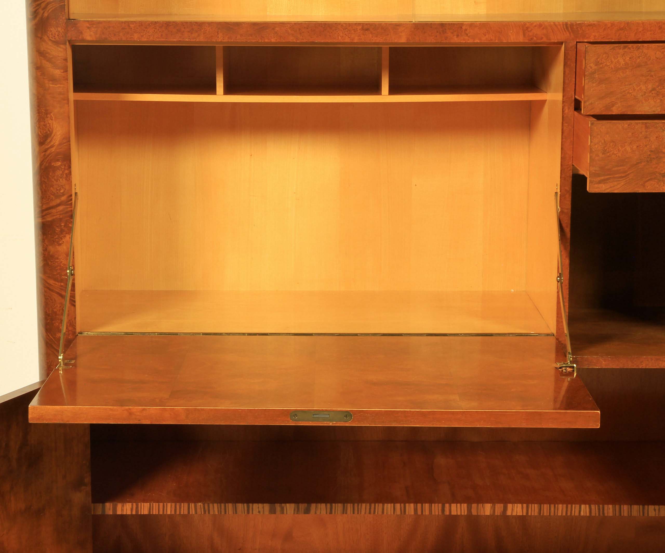 Art Deko Kabinettschrank 4 Art Deko Kabinettschrank