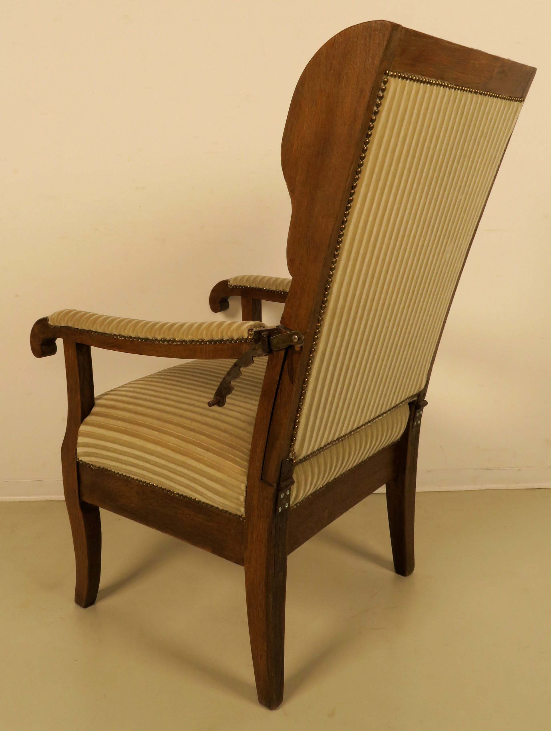 Ohrenbackensessel aus der Biedermeierzeit 3 Ohrenbackensessel aus der Biedermeierzeit