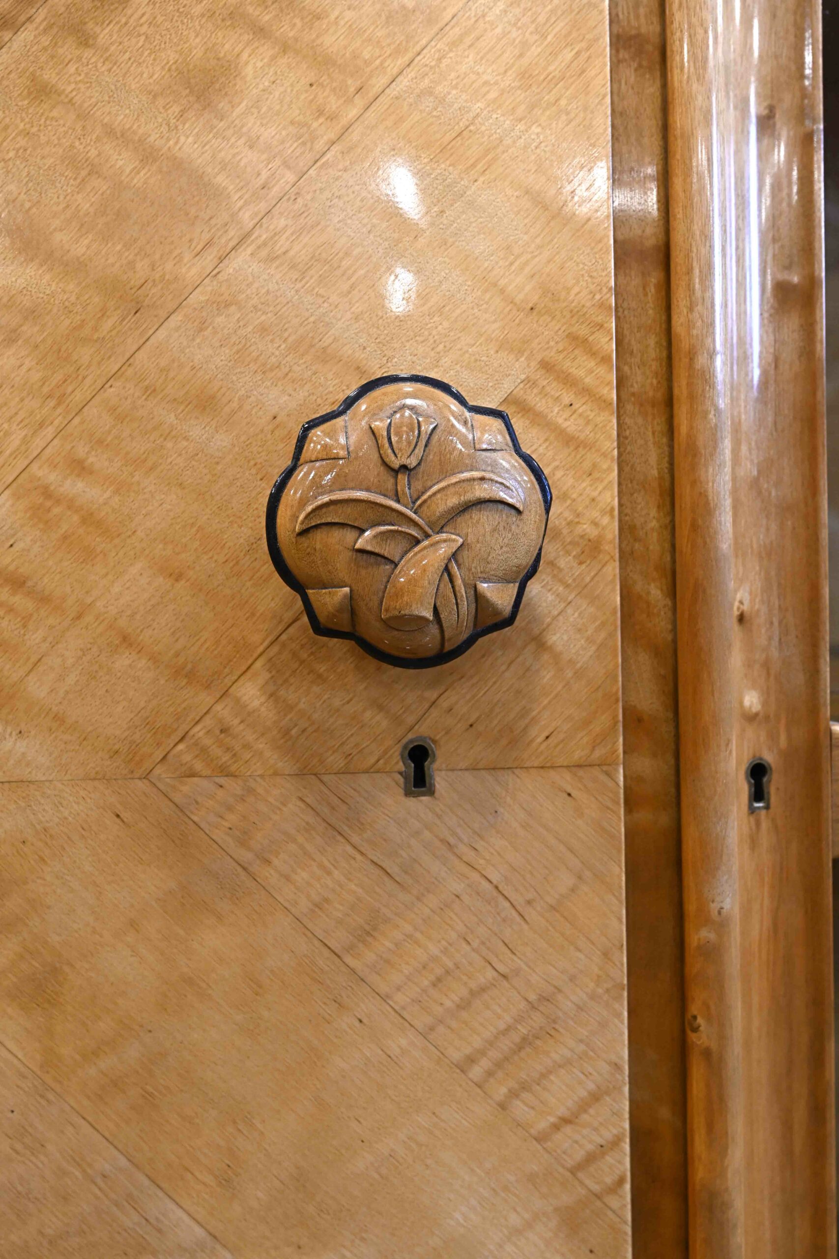 1020-Art_Deco_Vitrine-7