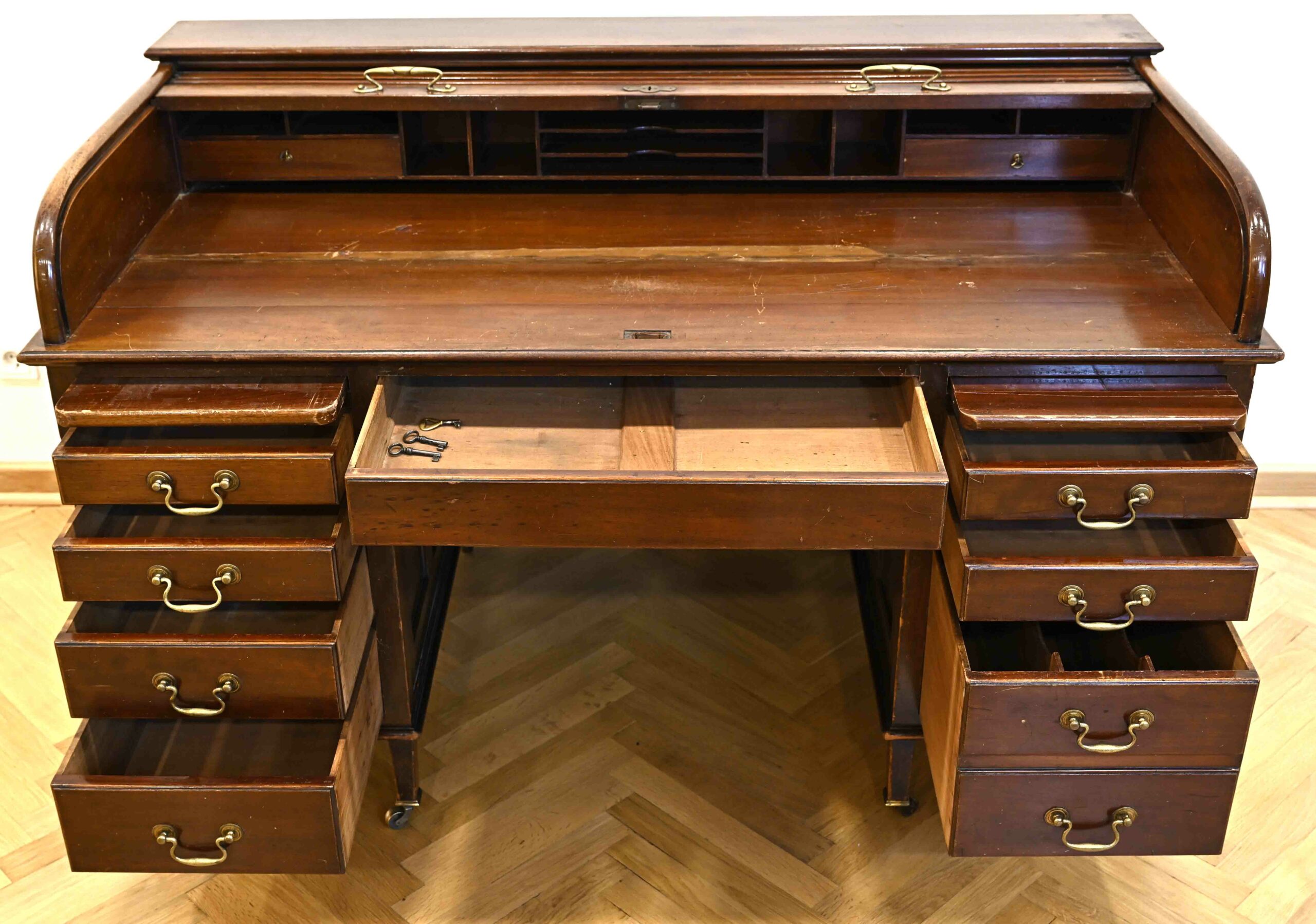 3683-Englischer Kontorschreibtisch-Rollbüro-03