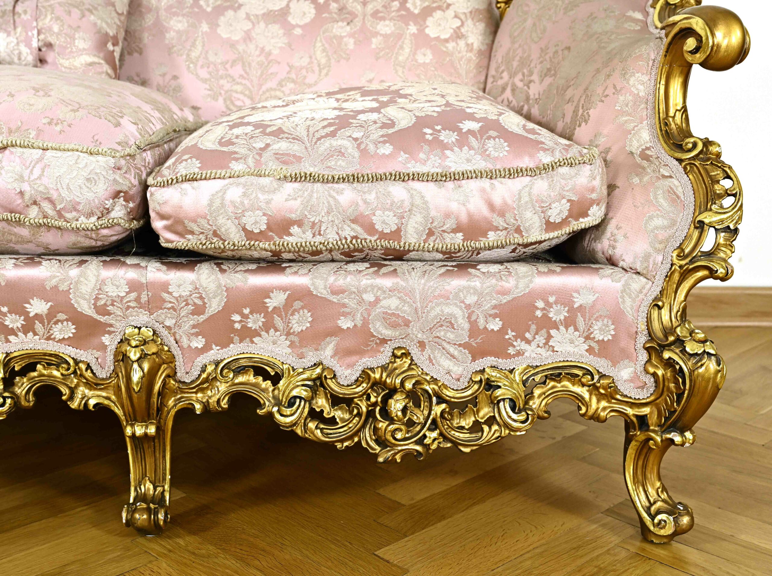 3690-Exquisite Salonsitzgruppe im Neorokoko-Stil-06